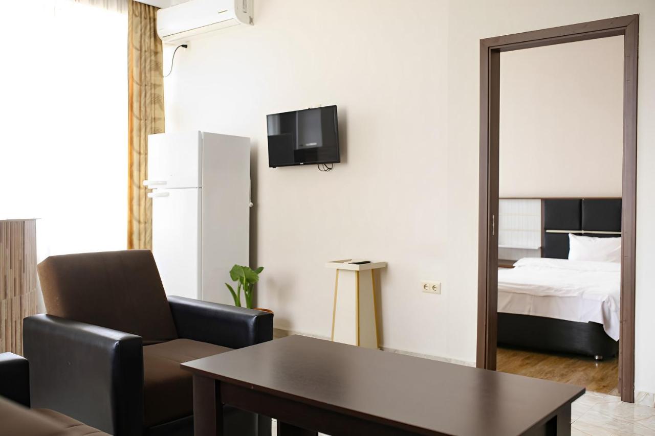 Apartments 37B Batumi Luaran gambar