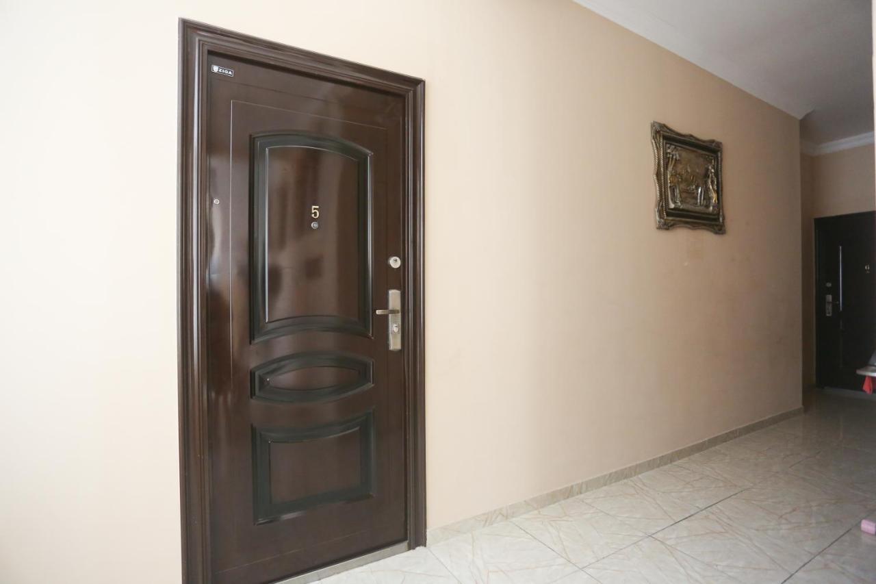 Apartments 37B Batumi Luaran gambar